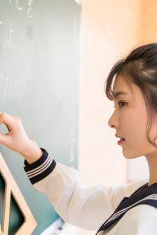 大稥焦视频,探索城市之美