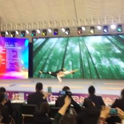 多人瑜伽表演视频,多人瑜伽表演的和谐盛宴